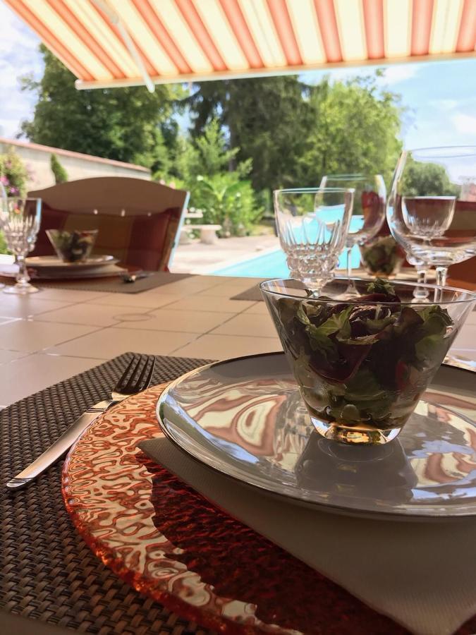Au Bord De La Dhuy Bed and Breakfast Orges Buitenkant foto