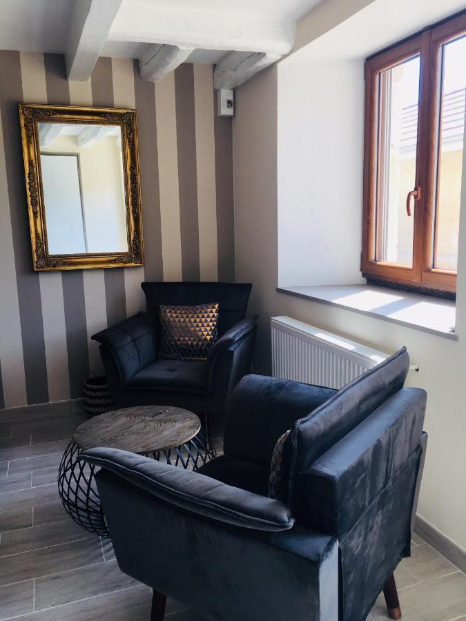 Au Bord De La Dhuy Bed and Breakfast Orges Buitenkant foto